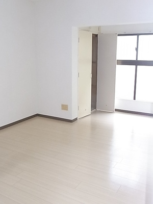 【居間・リビング】 | ルビーパレスヨコオ