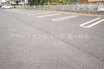 【駐車場】 | グラン・リーオⅣ