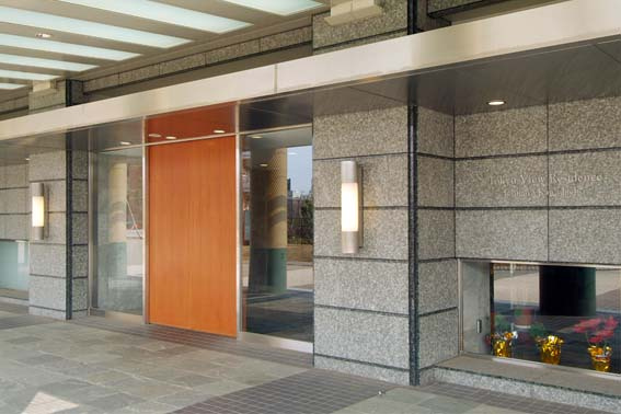 新宿区河田町の賃貸マンションのその他|エントランス