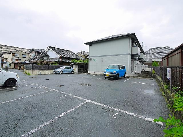 ベルメゾンの駐車場|駐車場も広々