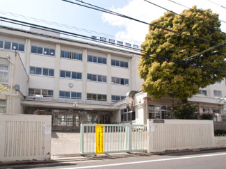 【外観】 | 江戸川区立葛西第三中学校　距離680m