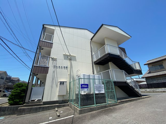 ジュネス花園の外観