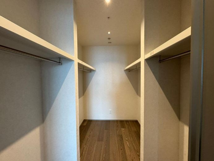 港区六本木１丁目の賃貸マンションのその他|ウォークインクローゼット