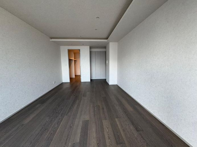港区六本木１丁目の賃貸マンションの洋室