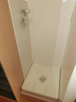 【その他】 | アベニーレ弘明寺 | アベニーレ弘明寺　室内洗濯機置場