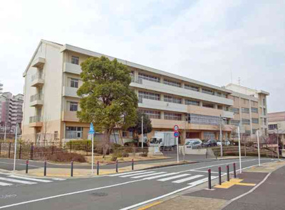 【周辺】 | ホーメストプラザ十日市場西館 | 十日市場中学校