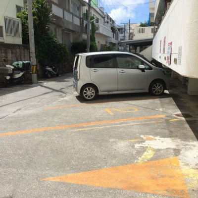 【駐車場】 | アイ・ビー・エイ那覇第一マンション