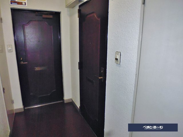 ドミシル今森の玄関
