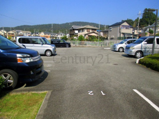 【駐車場】