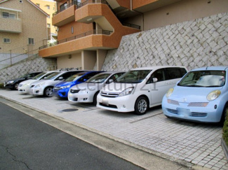 【駐車場】