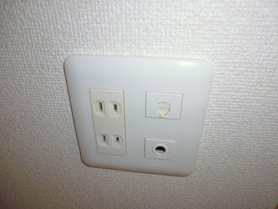 【設備】 | フォルトゥーナカーサＢ | 電話モジュラー