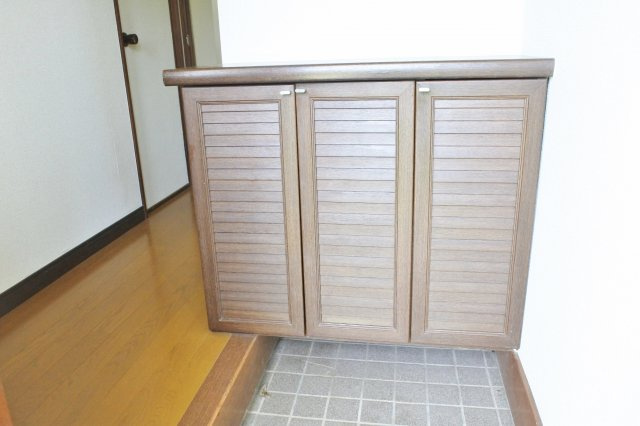 中澤邸貸家の収納|シューズボックス
