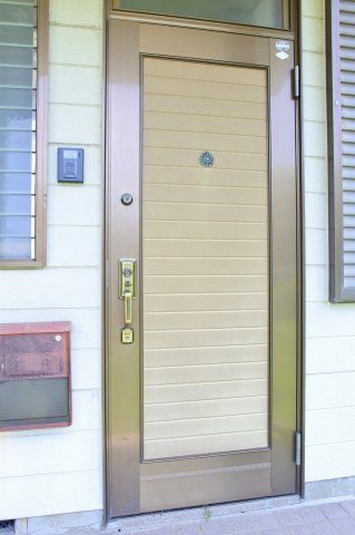 中澤邸貸家の玄関