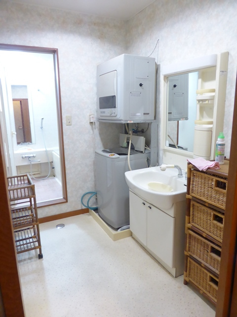 大田　倉庫付住居の洗面所