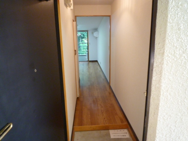 ラフォーレ白山の玄関