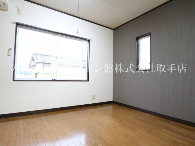 サンヒルズAの居間・リビング