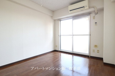 【居間・リビング】 | たかなかビル