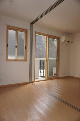 【洋室】 | 山手ヒルズ壱番館 | 山手ヒルズ壱番館　リビング