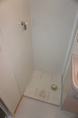 【その他】 | 山手ヒルズ壱番館 | 山手ヒルズ壱番館　室内洗濯機置場