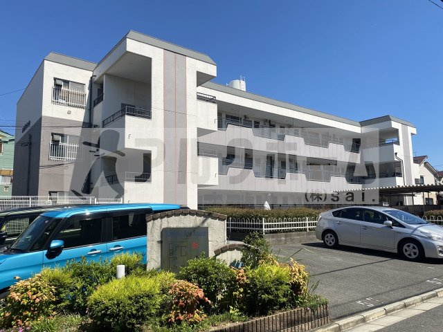 小松マンションの外観