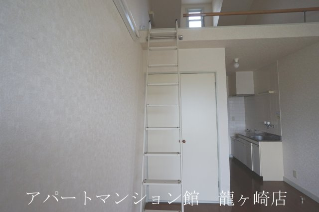 ウッディパレスフジⅡの内装