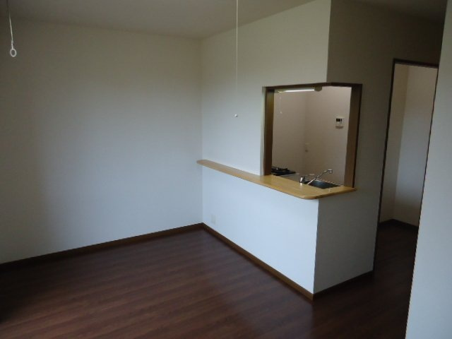 ラ・メール城脇の居間・リビング