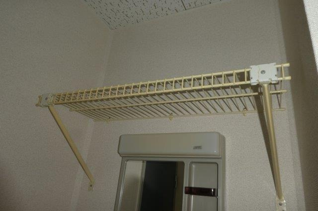 生坂サンプラザの洗面所|洗面所棚