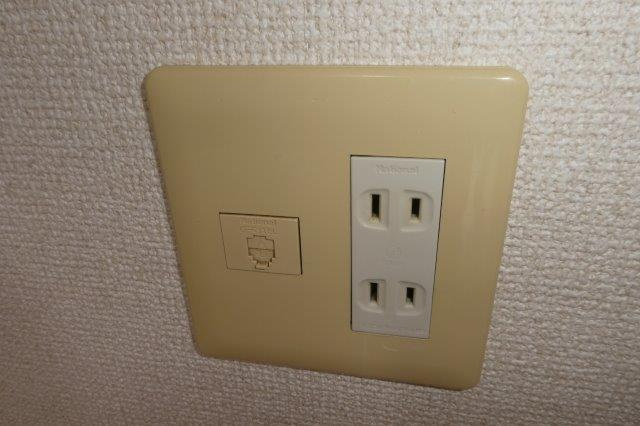 生坂サンプラザの設備|電話モジュラー