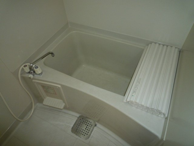 生坂サンプラザの浴室