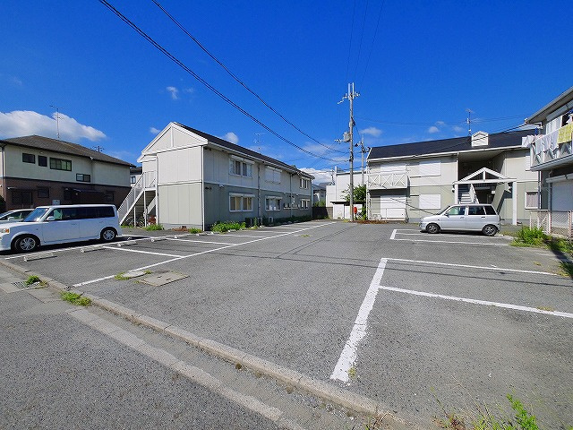フレグランス山の辺Bの駐車場|駐車場です