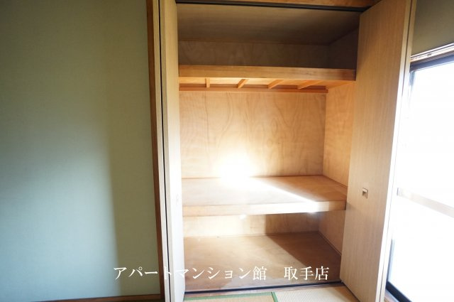 ソレーユ大海の収納