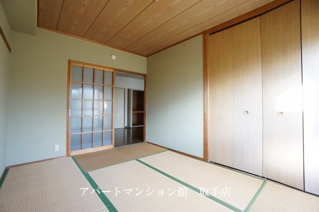 ソレーユ大海の和室