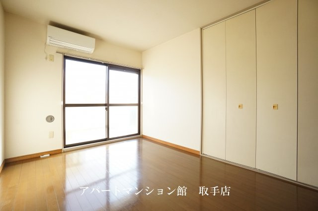 ソレーユ大海の居間・リビング