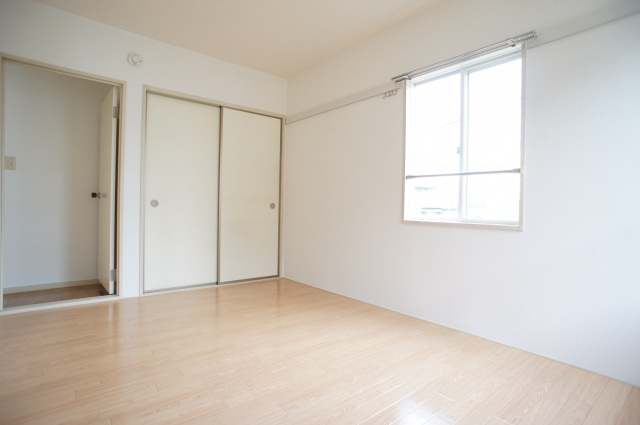 シティコーポの洋室