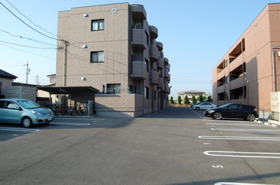 【駐車場】 | ロス・トーレンス