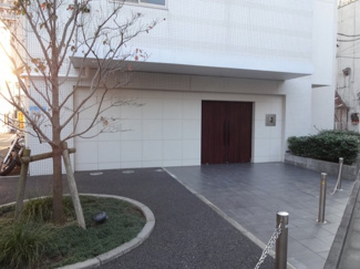 【エントランス】