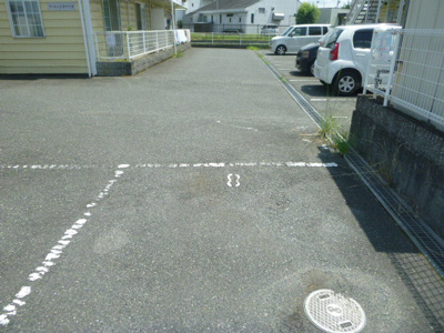 【駐車場】 | ヴィレッジカリア3