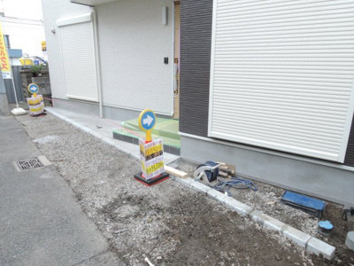 【前面道路含む現地写真】 | 平潟町新築