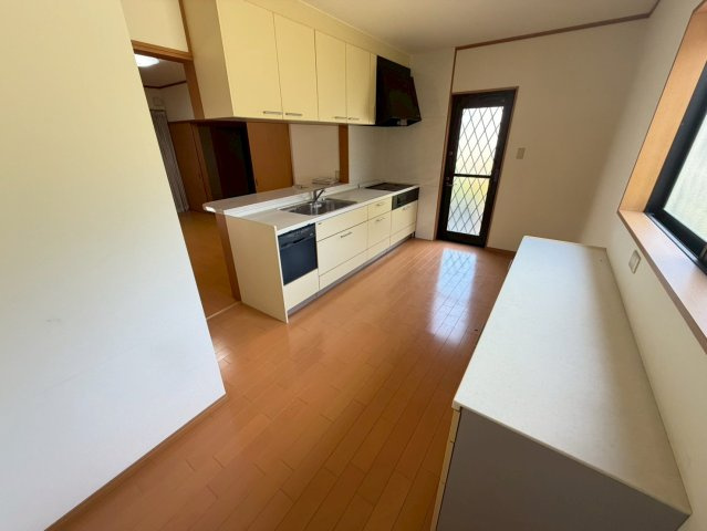 和歌山市西庄・中古戸建・52606のキッチン