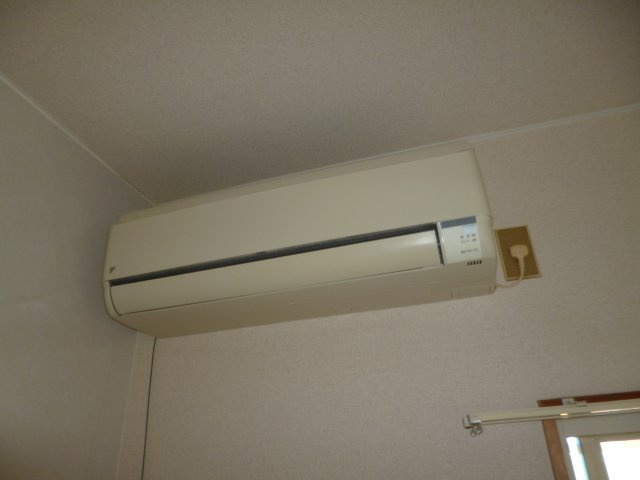 ロイヤルコーポの設備|エアコン