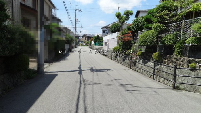 箕面市粟生外院４丁目　土地の周辺