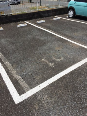 【駐車場】 | グランデュールタナカB棟
