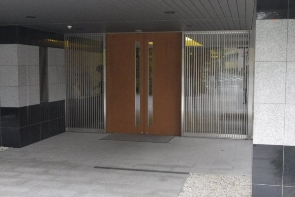 レクセルガーデンときわ台のエントランス