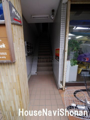 【エントランス】 | 小山ビル