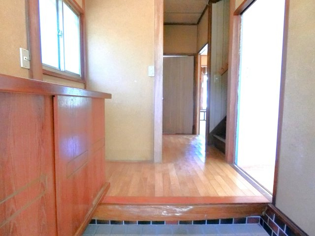 茂原市東郷K貸家の玄関