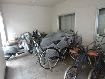 【その他共用部分】 | ユニライフ鷺沼 | バイク・自転車置き場