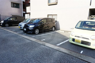 【駐車場】