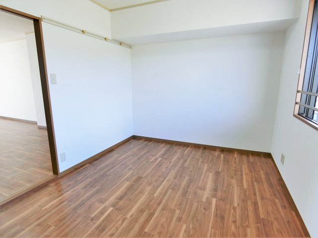 パストラルコートの洋室