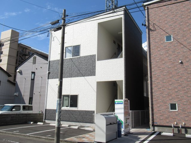 ヒューマンスクエア中ノ橋の外観