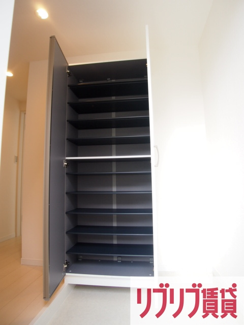 リブリ・ゼンの設備